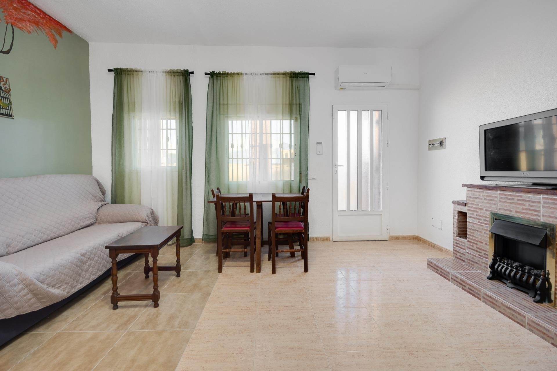 Resale - Terraced house / Townhouse - Torrevieja - Los Balcones