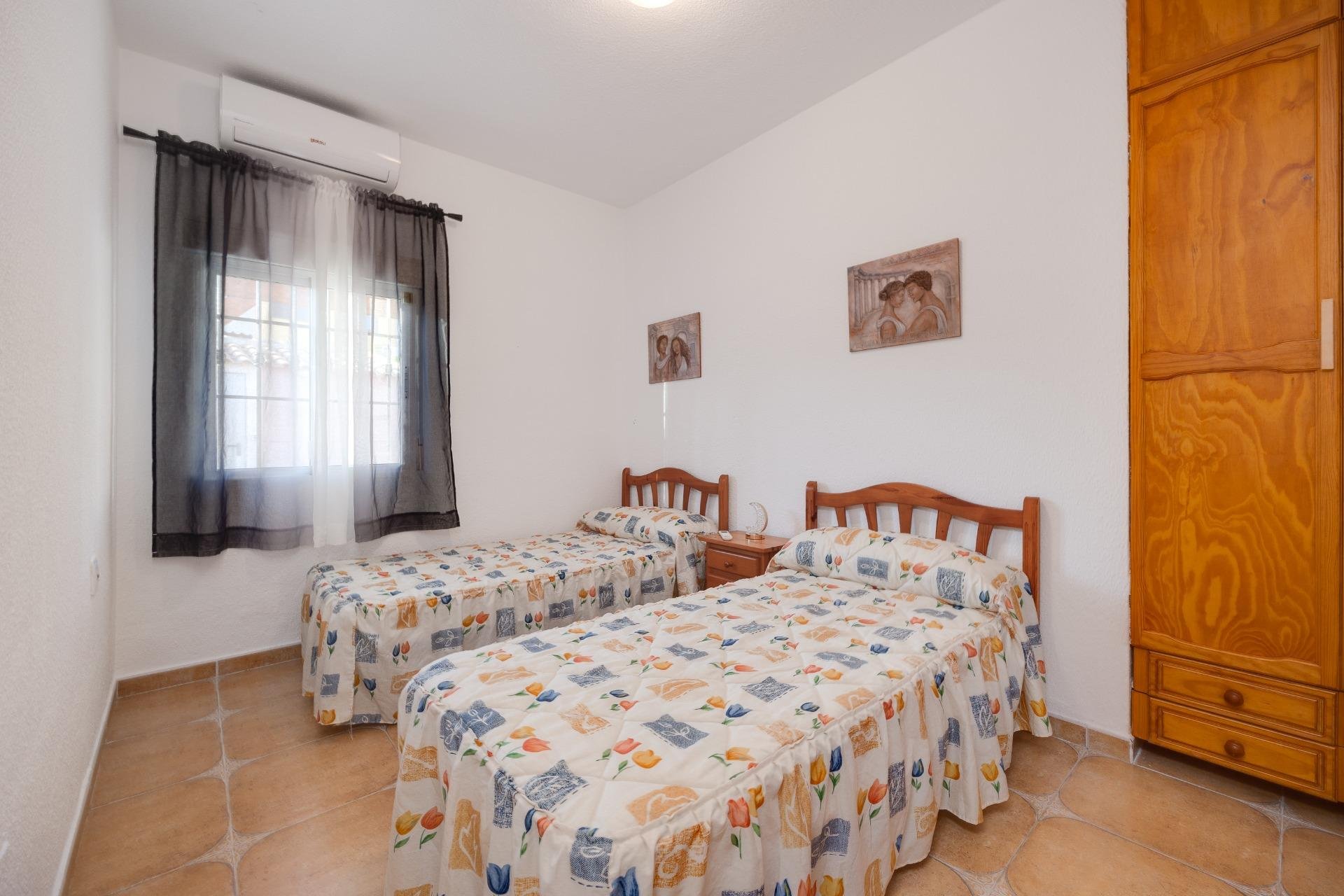 Resale - Terraced house / Townhouse - Torrevieja - Los Balcones