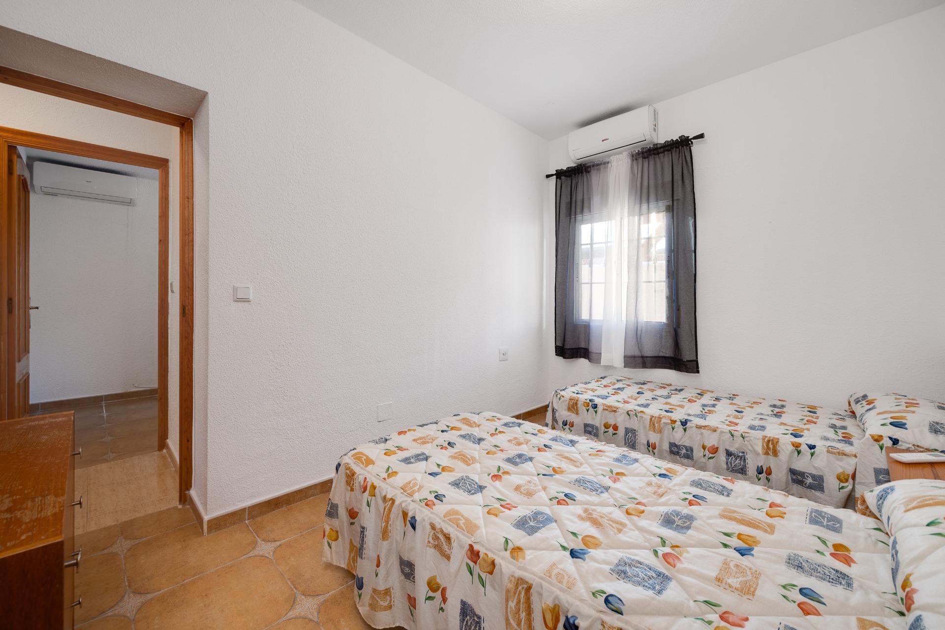 Resale - Terraced house / Townhouse - Torrevieja - Los Balcones