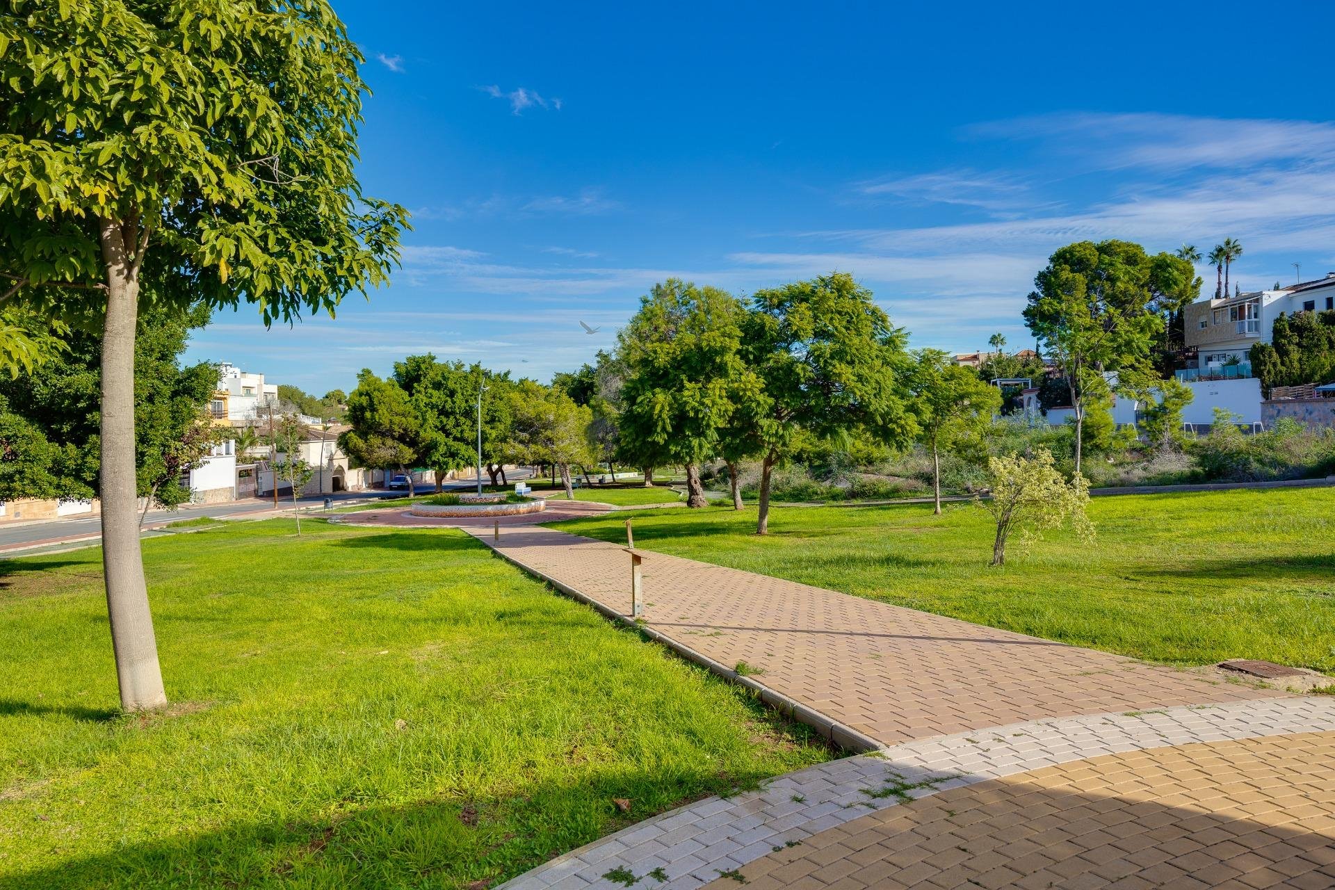Resale - Terraced house / Townhouse - Torrevieja - Los Balcones
