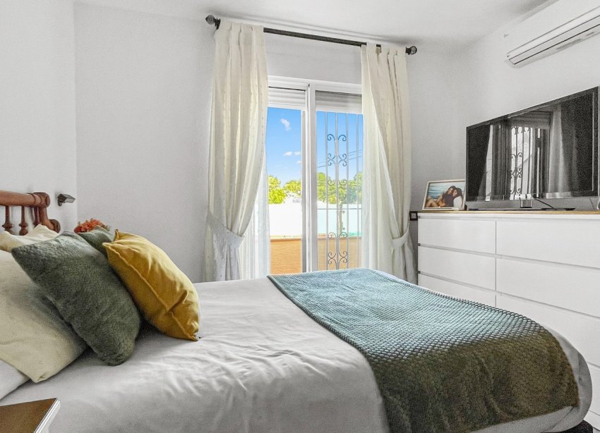 Resale - Terraced house / Townhouse - Torrevieja - Los Balcones
