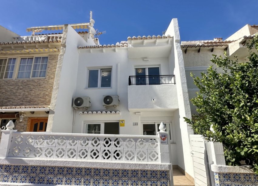 Resale - Terraced house / Townhouse - Torrevieja - Los Balcones