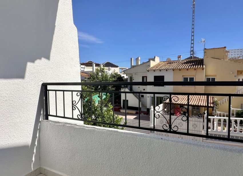 Resale - Terraced house / Townhouse - Torrevieja - Los Balcones