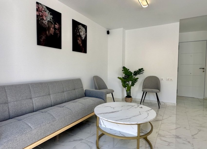 Resale - Terraced house / Townhouse - Torrevieja - Los Balcones
