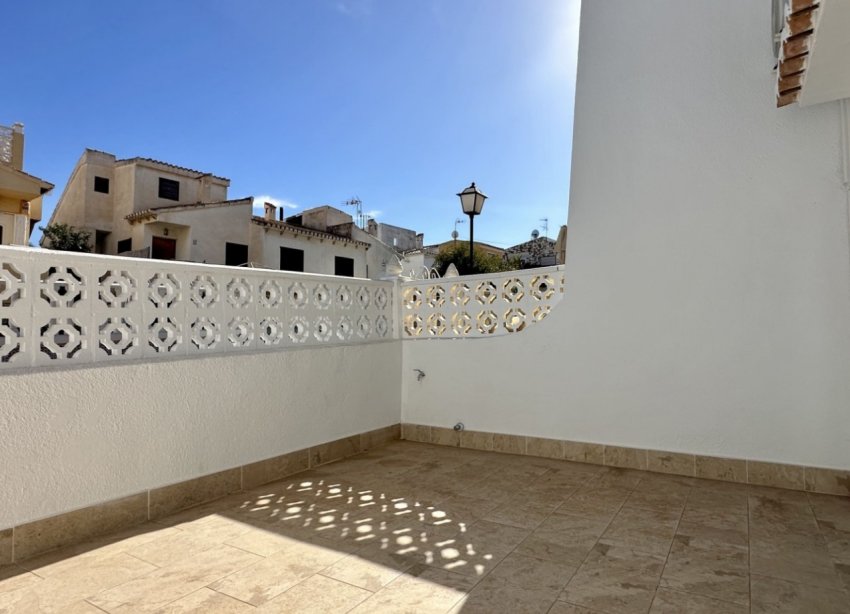 Resale - Terraced house / Townhouse - Torrevieja - Los Balcones