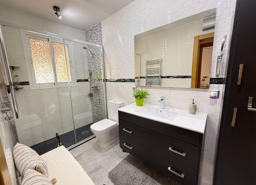 Resale - Terraced house / Townhouse - Torrevieja - Los Balcones