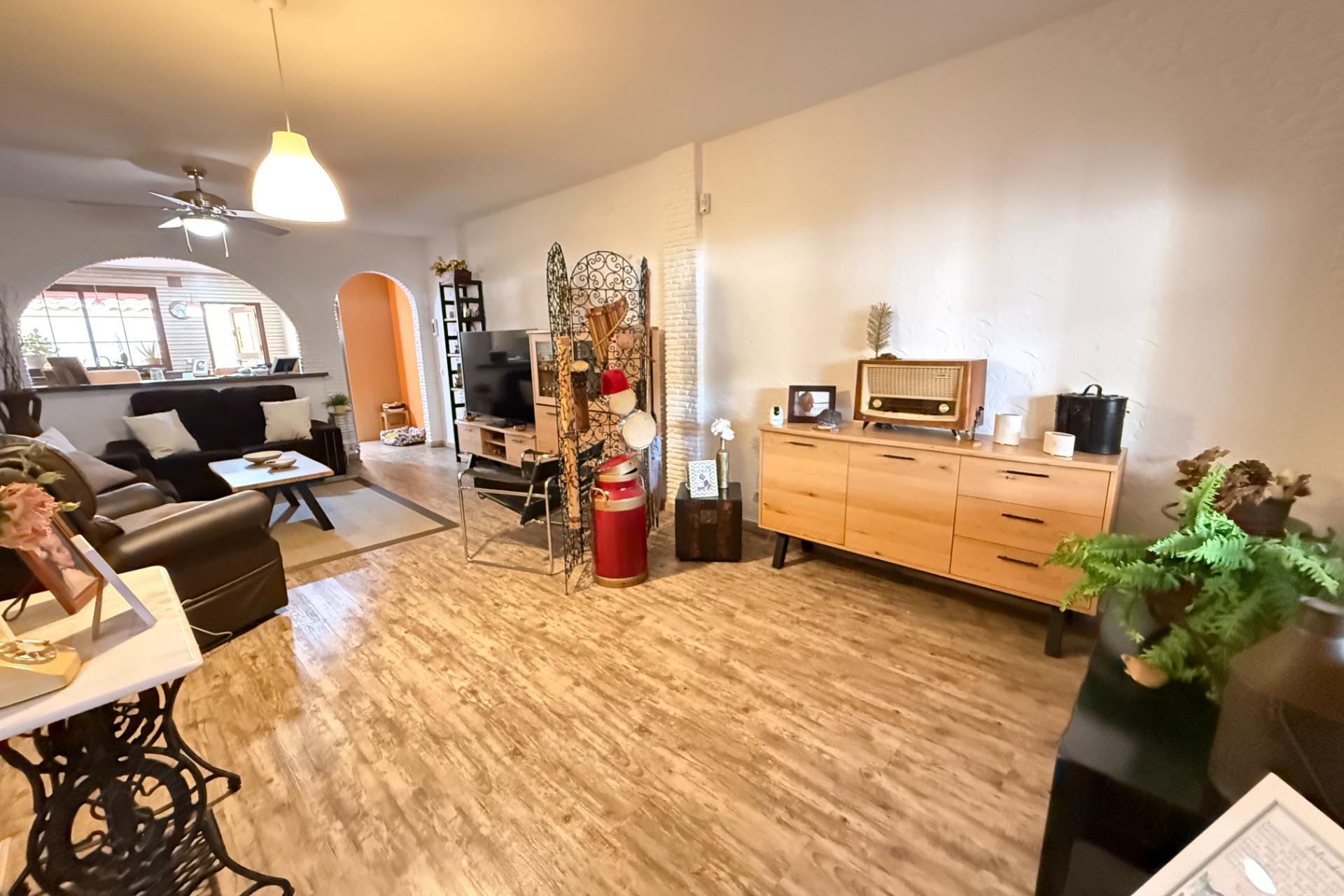 Resale - Terraced house / Townhouse - Torrevieja - Los Balcones