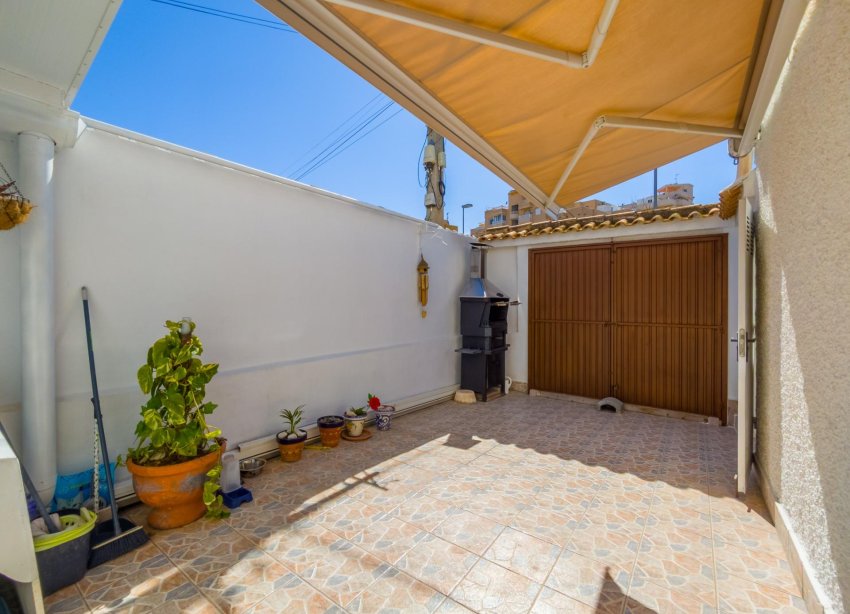 Resale - Terraced house / Townhouse - Torrevieja - Nueva Torrevieja