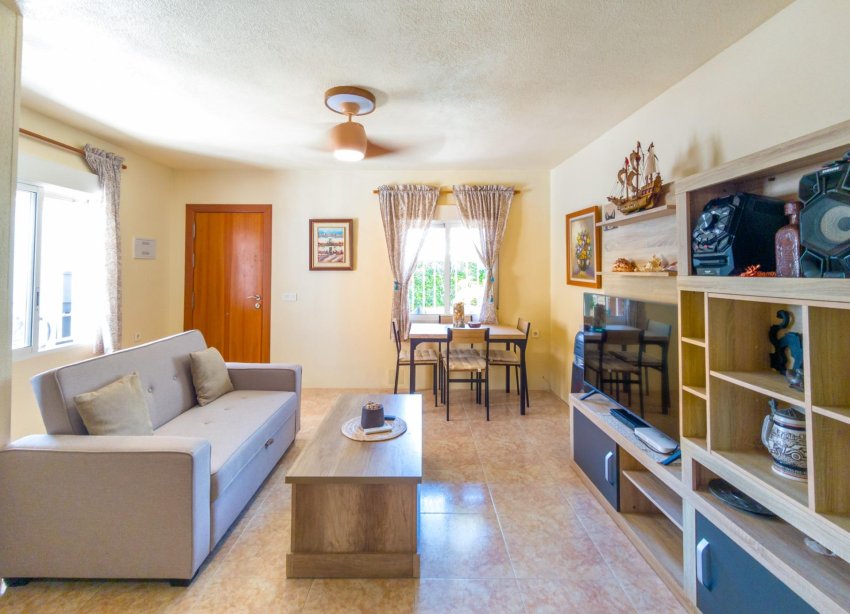 Resale - Terraced house / Townhouse - Torrevieja - Nueva Torrevieja