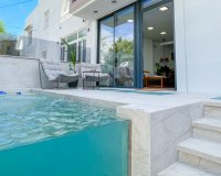 Resale - Terraced house / Townhouse - Torrevieja - Nueva Torrevieja