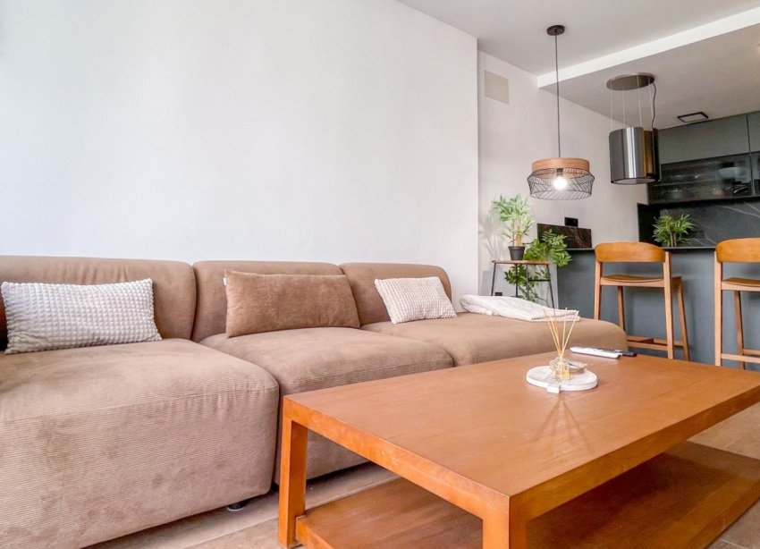 Resale - Terraced house / Townhouse - Torrevieja - Nueva Torrevieja