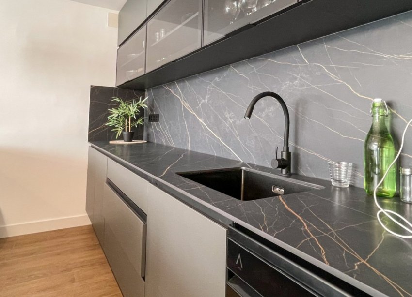 Resale - Terraced house / Townhouse - Torrevieja - Nueva Torrevieja