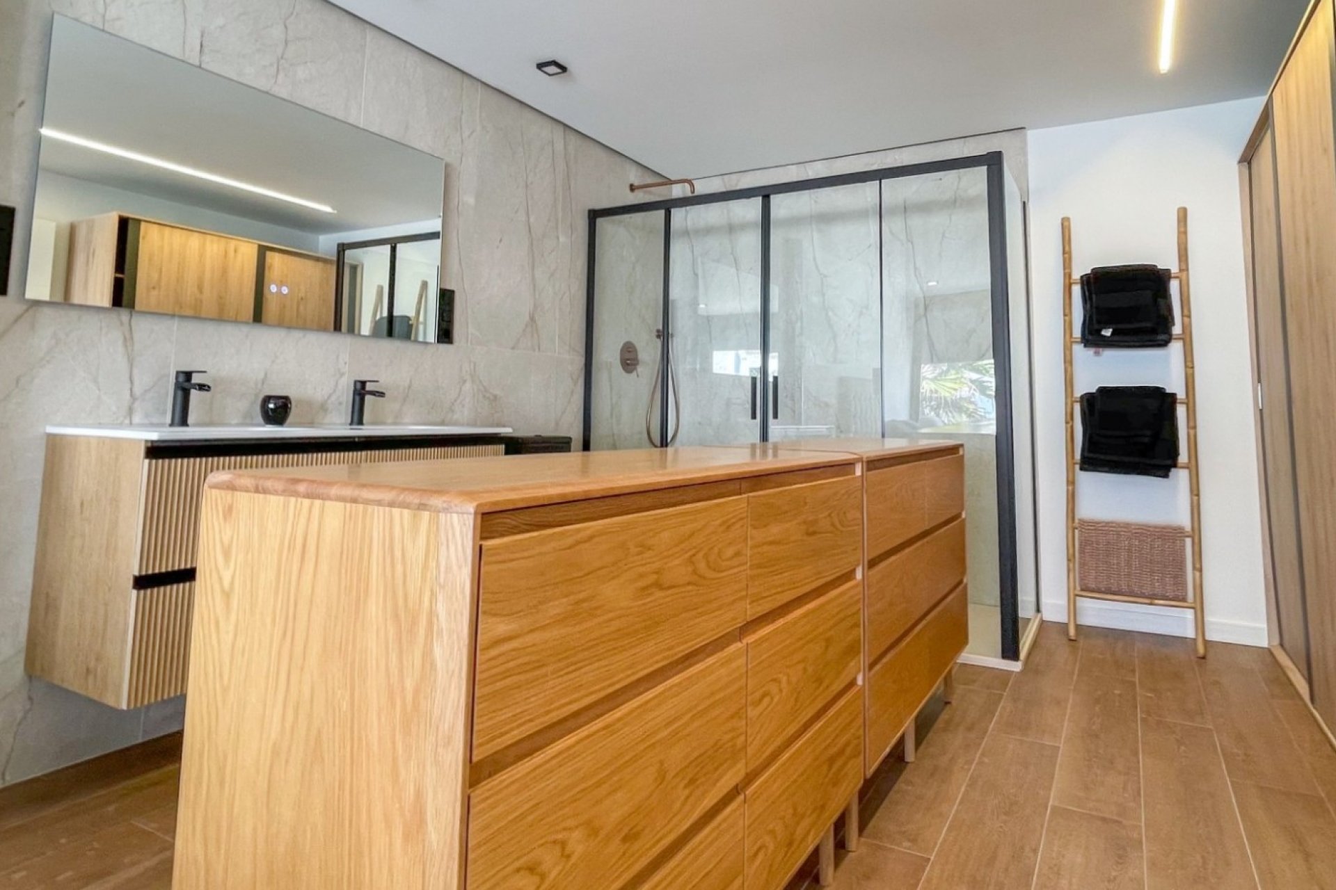Resale - Terraced house / Townhouse - Torrevieja - Nueva Torrevieja