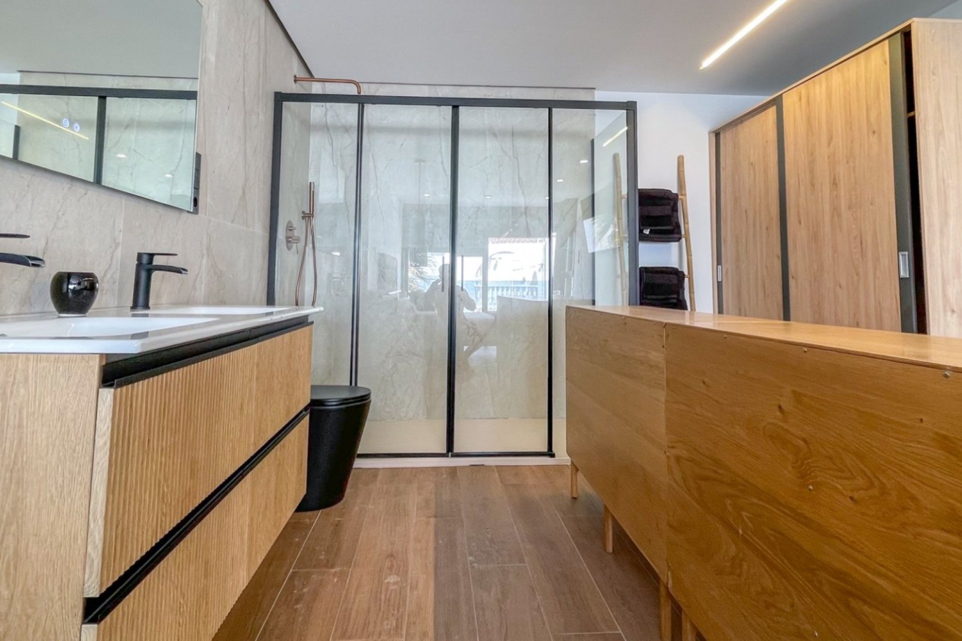 Resale - Terraced house / Townhouse - Torrevieja - Nueva Torrevieja