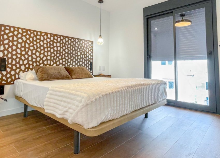 Resale - Terraced house / Townhouse - Torrevieja - Nueva Torrevieja