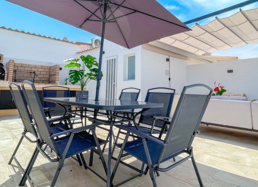 Resale - Terraced house / Townhouse - Torrevieja - Nueva Torrevieja