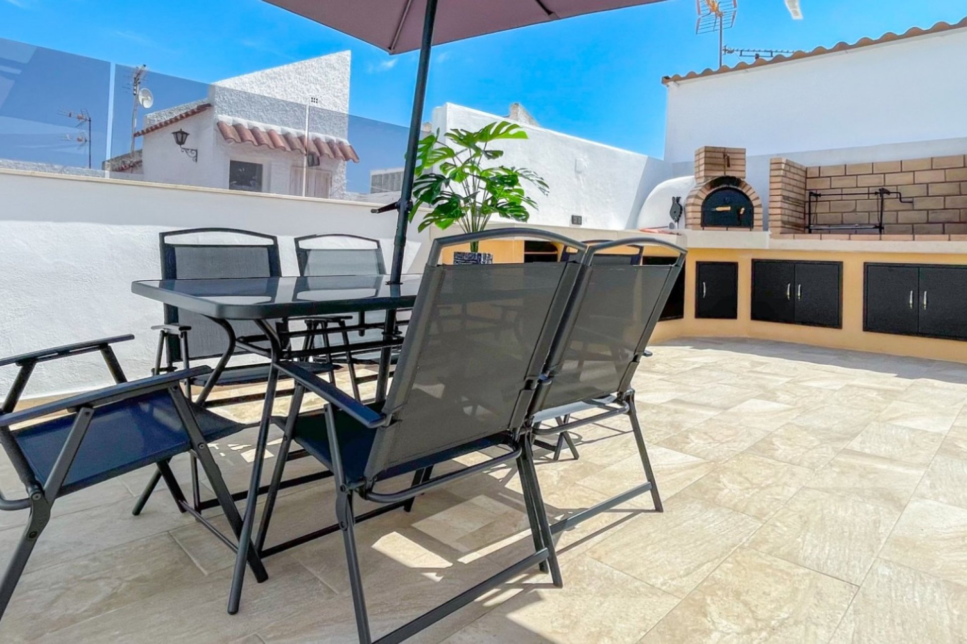 Resale - Terraced house / Townhouse - Torrevieja - Nueva Torrevieja