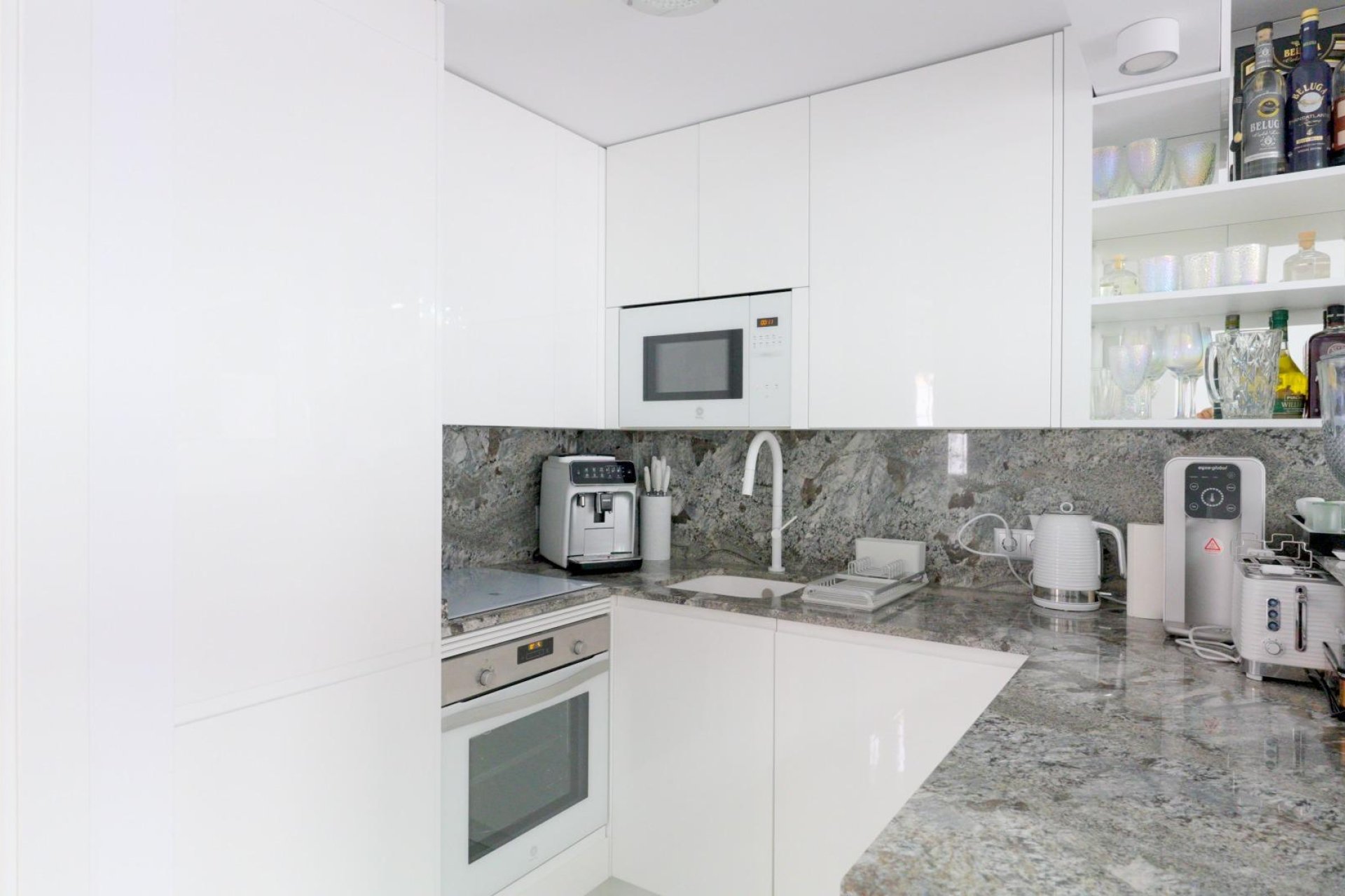 Resale - Terraced house / Townhouse - Torrevieja - Punta prima