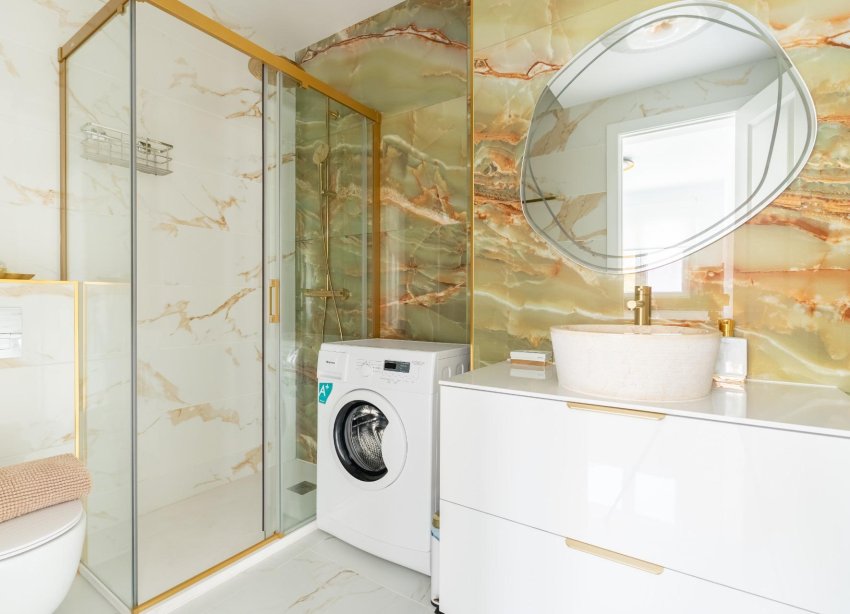 Resale - Terraced house / Townhouse - Torrevieja - Punta prima