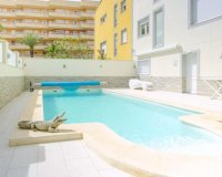 Resale - Terraced house / Townhouse - Torrevieja - Punta prima