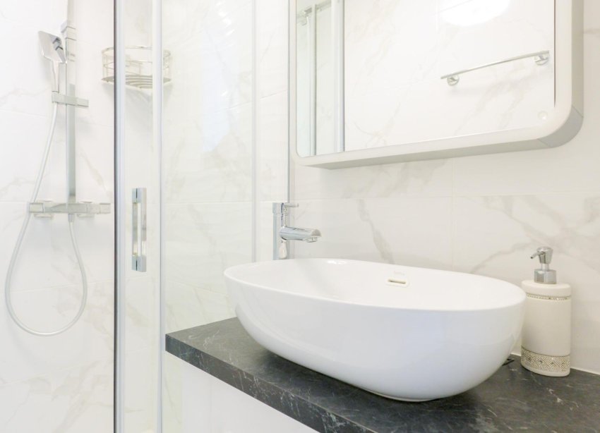 Resale - Terraced house / Townhouse - Torrevieja - Punta prima