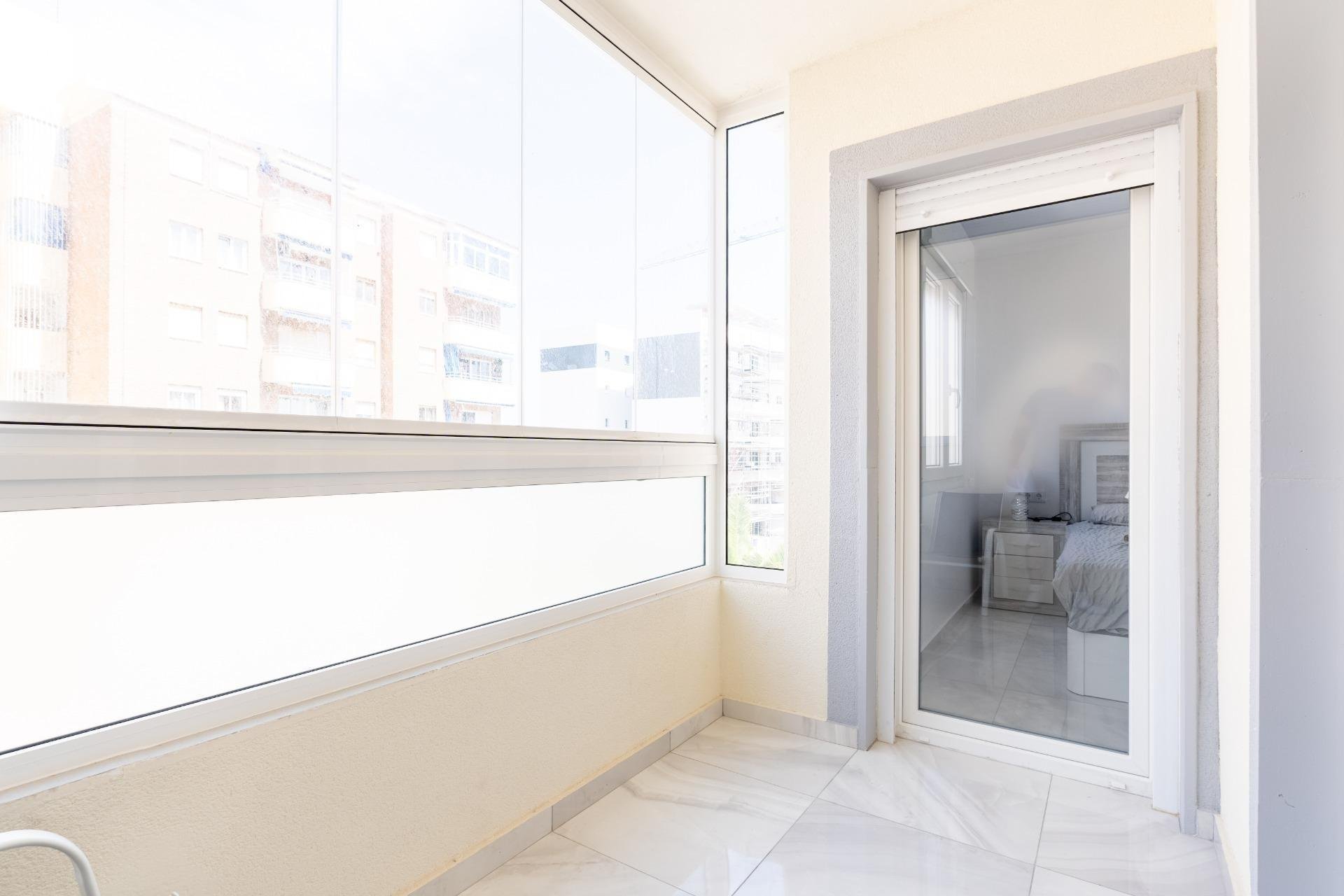 Resale - Terraced house / Townhouse - Torrevieja - Punta prima