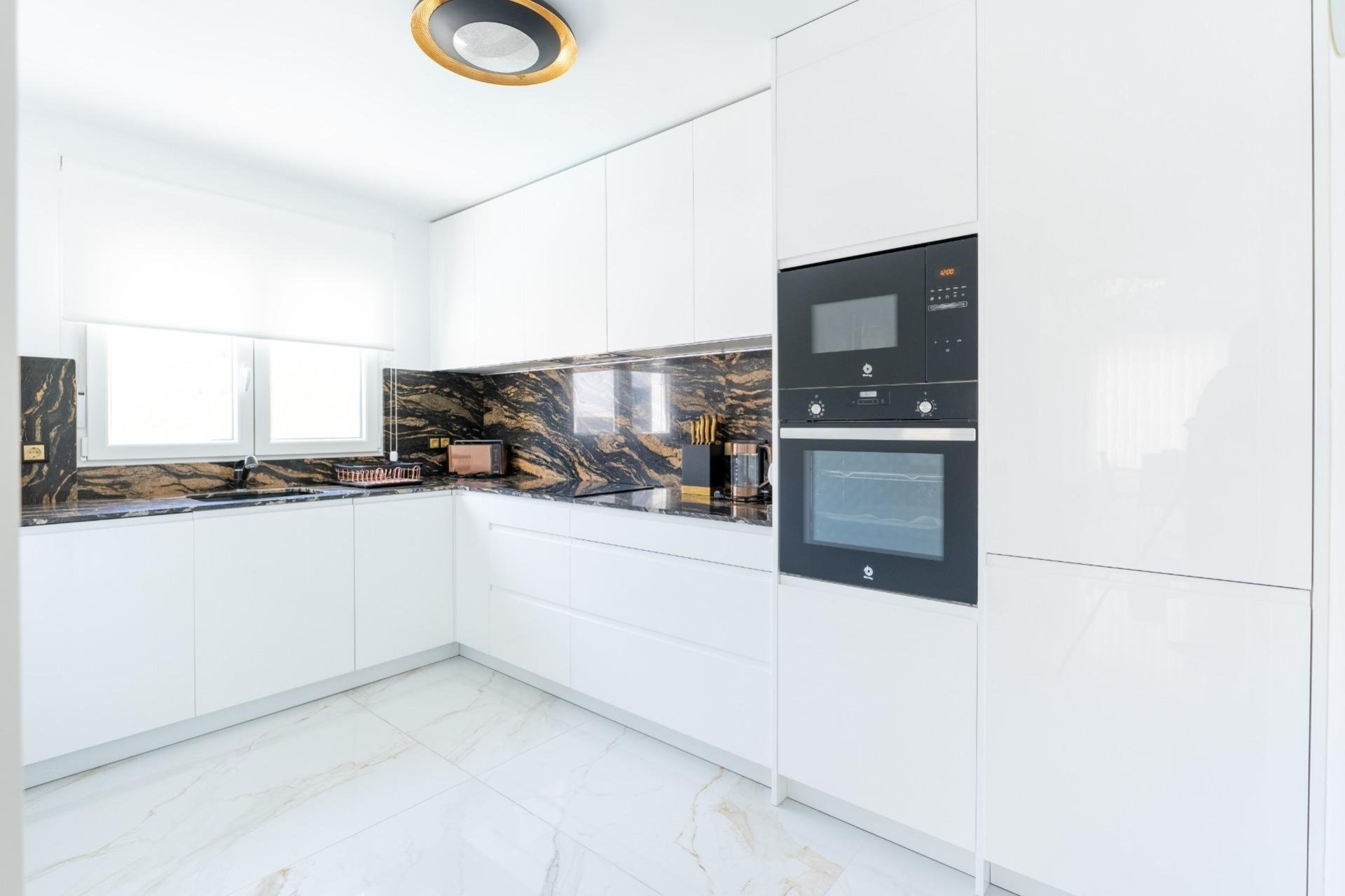 Resale - Terraced house / Townhouse - Torrevieja - Punta Prima