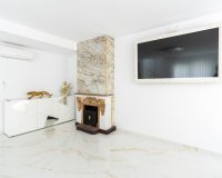 Resale - Terraced house / Townhouse - Torrevieja - Punta Prima