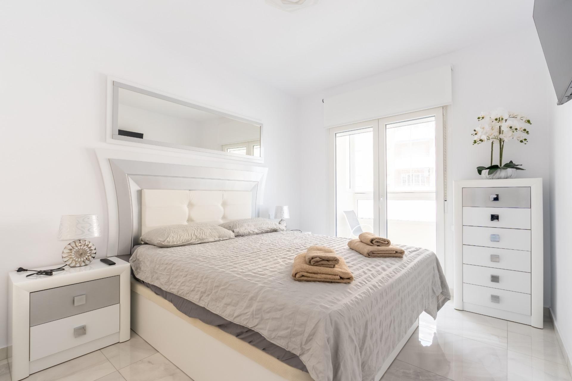 Resale - Terraced house / Townhouse - Torrevieja - Punta Prima