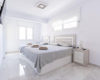 Resale - Terraced house / Townhouse - Torrevieja - Punta Prima