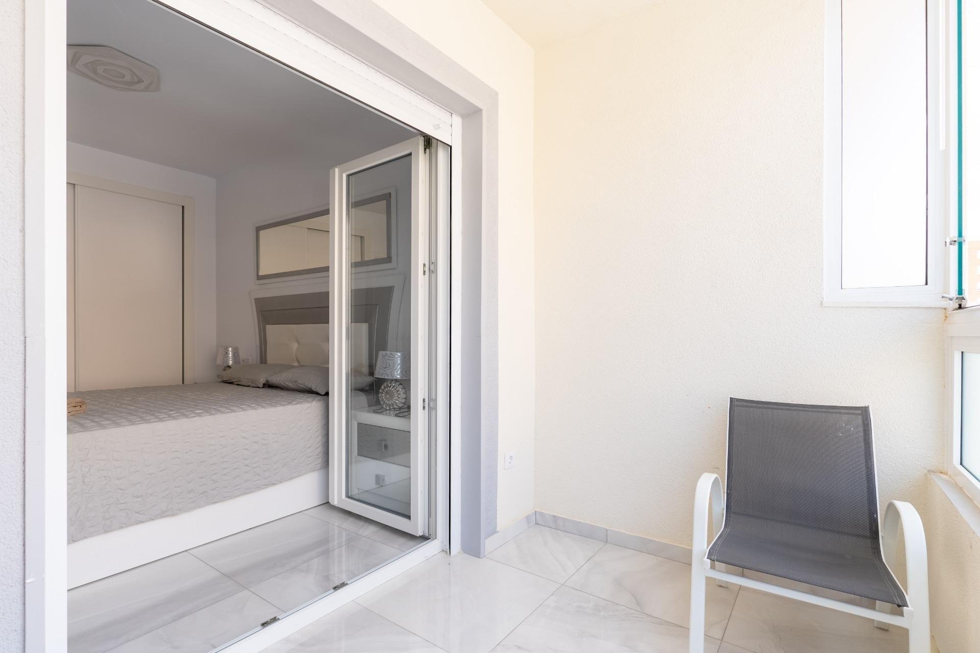 Resale - Terraced house / Townhouse - Torrevieja - Punta Prima