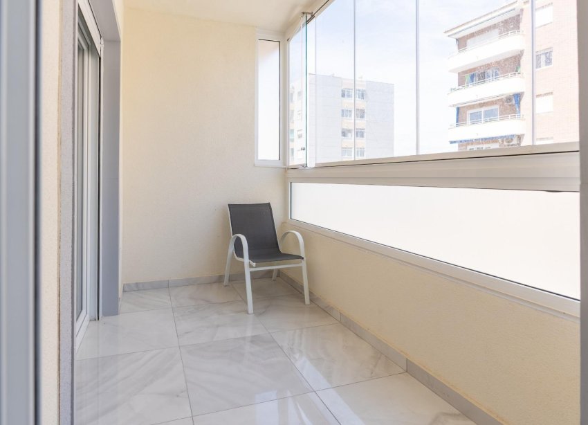 Resale - Terraced house / Townhouse - Torrevieja - Punta Prima