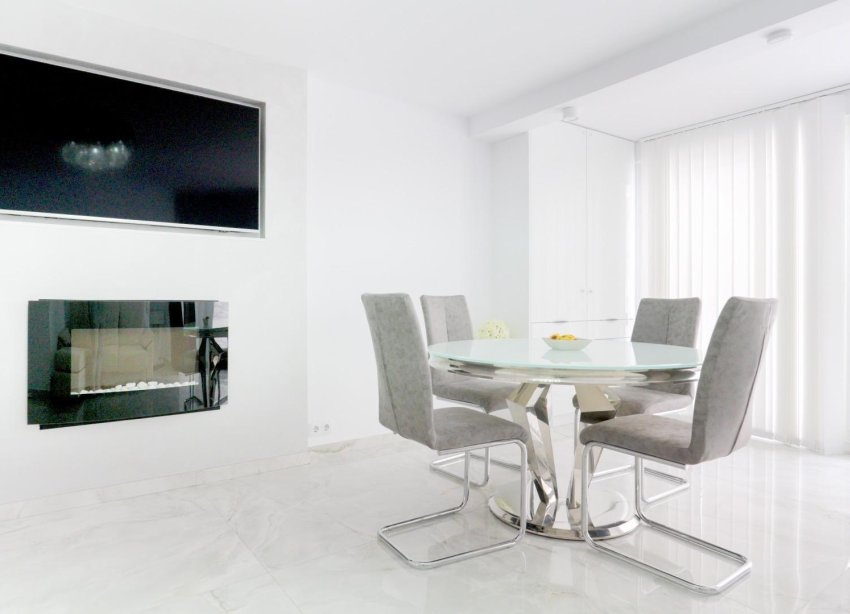 Resale - Terraced house / Townhouse - Torrevieja - Punta Prima