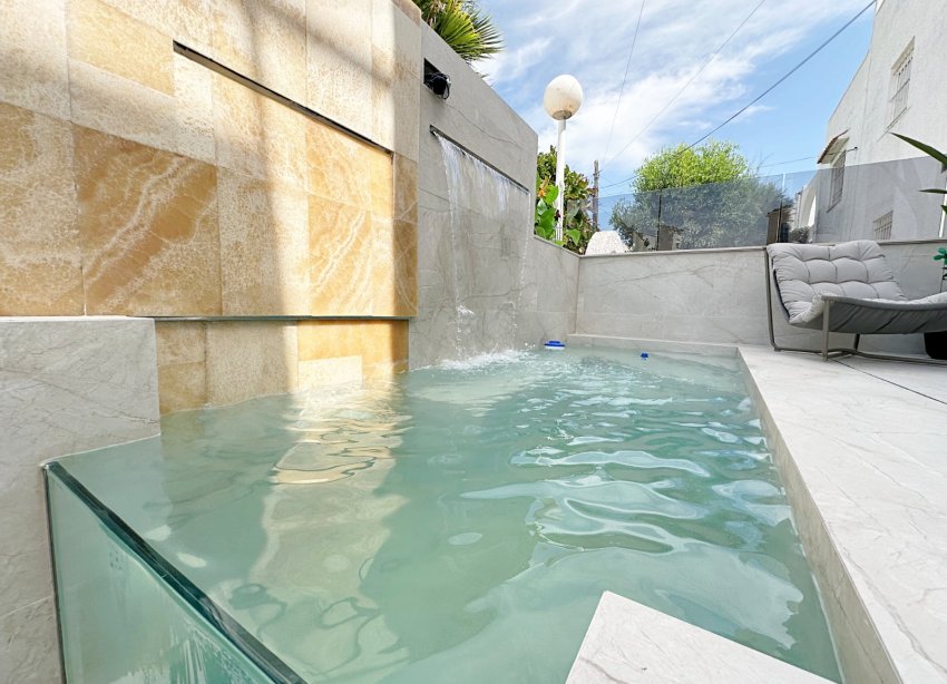 Resale - Terraced house / Townhouse - Torrevieja - Torrevieja - Aguas Nuevas