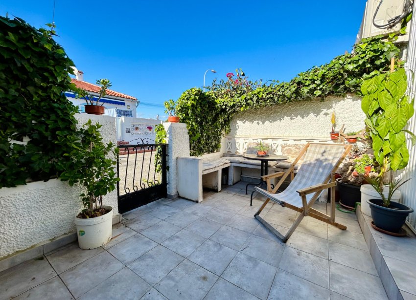 Resale - Terraced house / Townhouse - Torrevieja - Urbanización San Luis