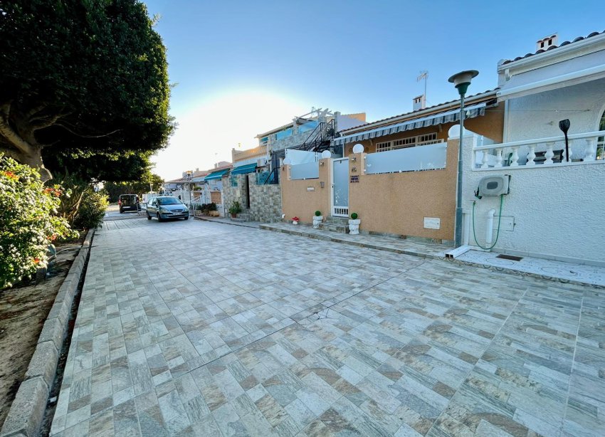 Resale - Terraced house / Townhouse - Torrevieja - Urbanización San Luis