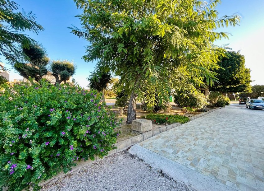 Resale - Terraced house / Townhouse - Torrevieja - Urbanización San Luis