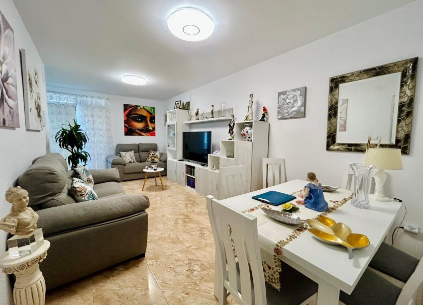 Resale - Terraced house / Townhouse - Torrevieja - Urbanización San Luis