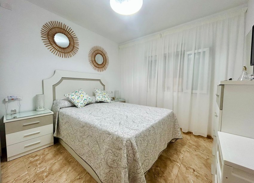 Resale - Terraced house / Townhouse - Torrevieja - Urbanización San Luis