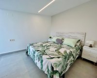 Resale - Terraced house / Townhouse - Torrevieja - Urbanización San Luis