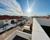 Resale - Terraced house / Townhouse - Torrevieja - Urbanización San Luis