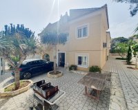 Resale - Terraced house / Townhouse - Torrevieja