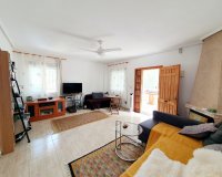 Resale - Terraced house / Townhouse - Torrevieja