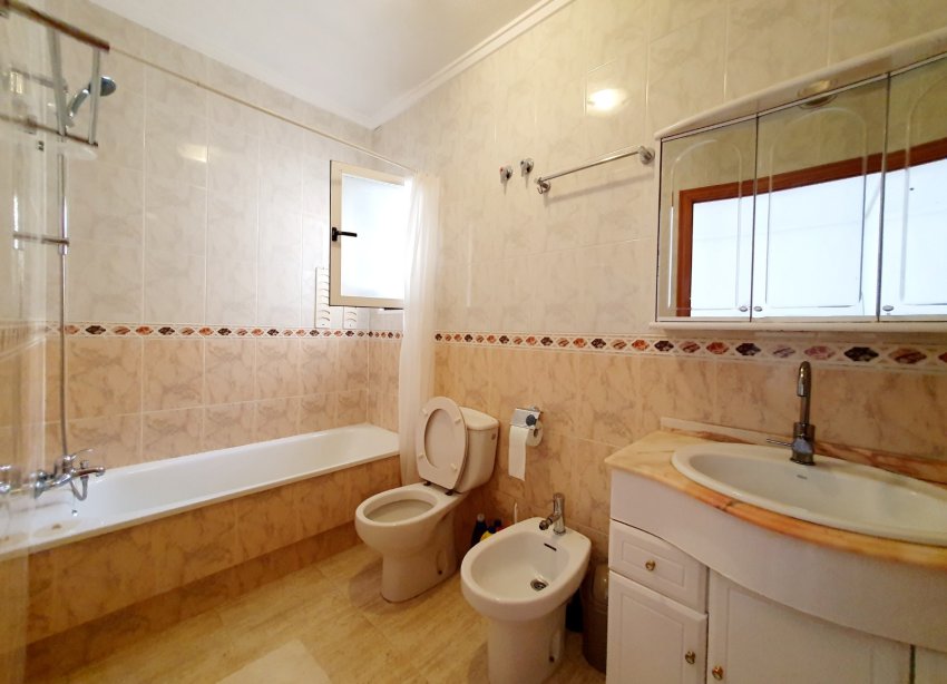 Resale - Terraced house / Townhouse - Torrevieja