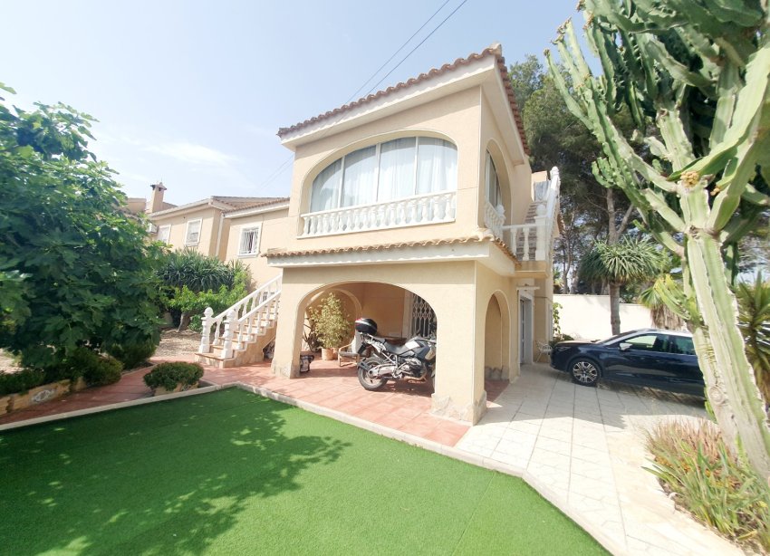 Resale - Terraced house / Townhouse - Torrevieja