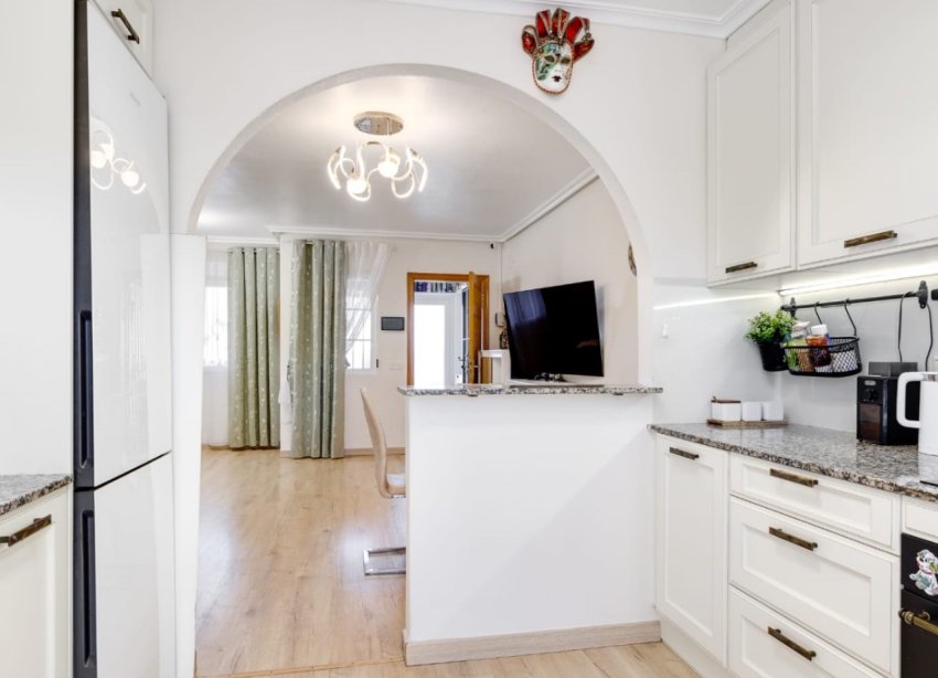 Resale - Terraced house / Townhouse - Torrevieja