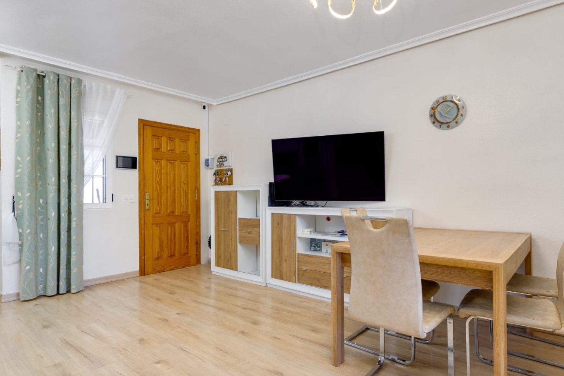 Resale - Terraced house / Townhouse - Torrevieja