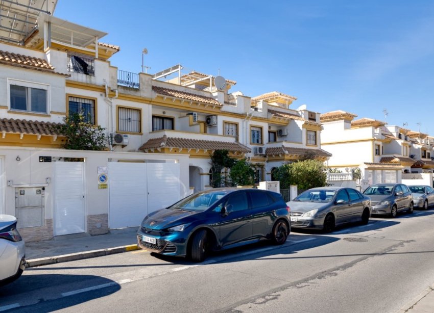 Resale - Terraced house / Townhouse - Torrevieja