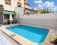 Resale - Terraced house / Townhouse - Torrevieja
