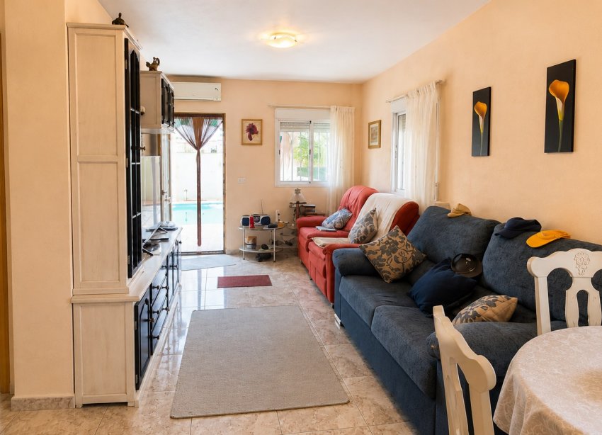 Resale - Terraced house / Townhouse - Torrevieja